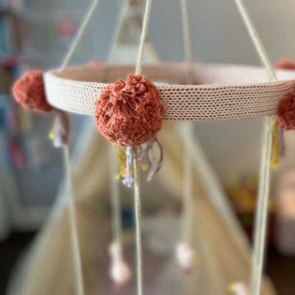 Anthropologie - blablabla geese in flight mobile - Picture 4 of 5